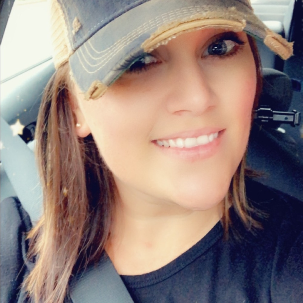 Meet your Posher, Mary-Lindsay!